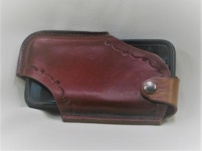 Front, Cell Phone Holster Ox Blood Colour, Custom, Full Grain Leather, Hand tooled, Hand Made in the Okanagan, Oliver, B.C., Canada.