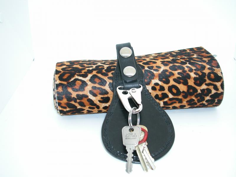 Belt Key Holder With Chrome Hard Ware, Custom, Full Grain Leather, Hand tooled, Hand Made in the Okanagan, Oliver, B.C., Canada.